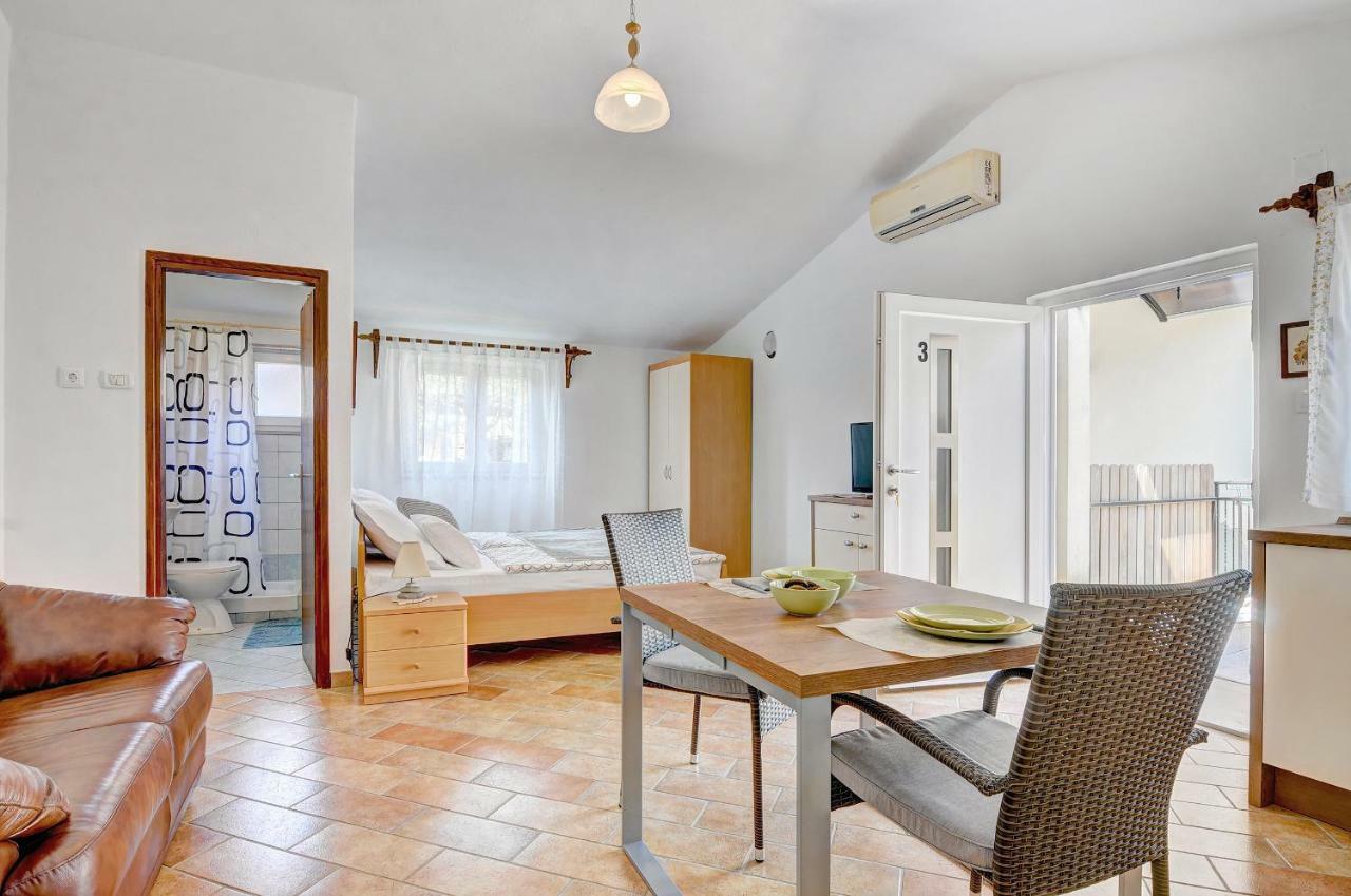 Adriatic Apartments Nada Fažana エクステリア 写真