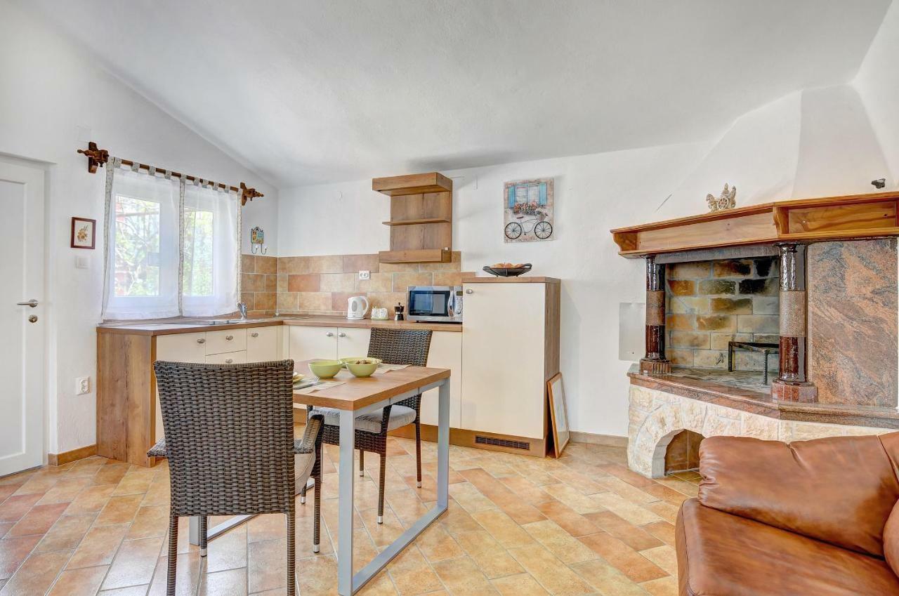 Adriatic Apartments Nada Fažana エクステリア 写真